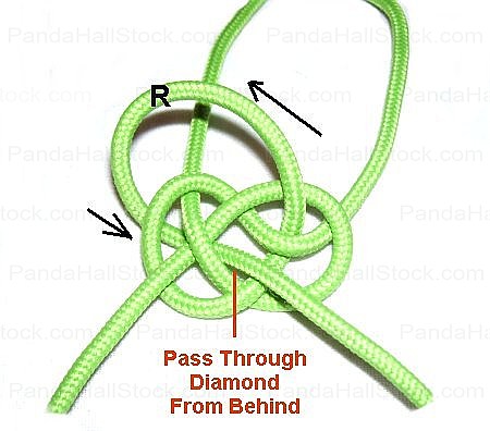 How to tie a knife lanyard knot step4